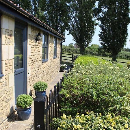 Norbin Farm Bed & Breakfast Box  Exterior photo