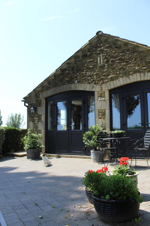 Norbin Farm Bed & Breakfast Box  Exterior photo